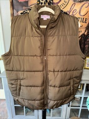 Discount Divas Brown Puffer Vest - Sz L/XL Long